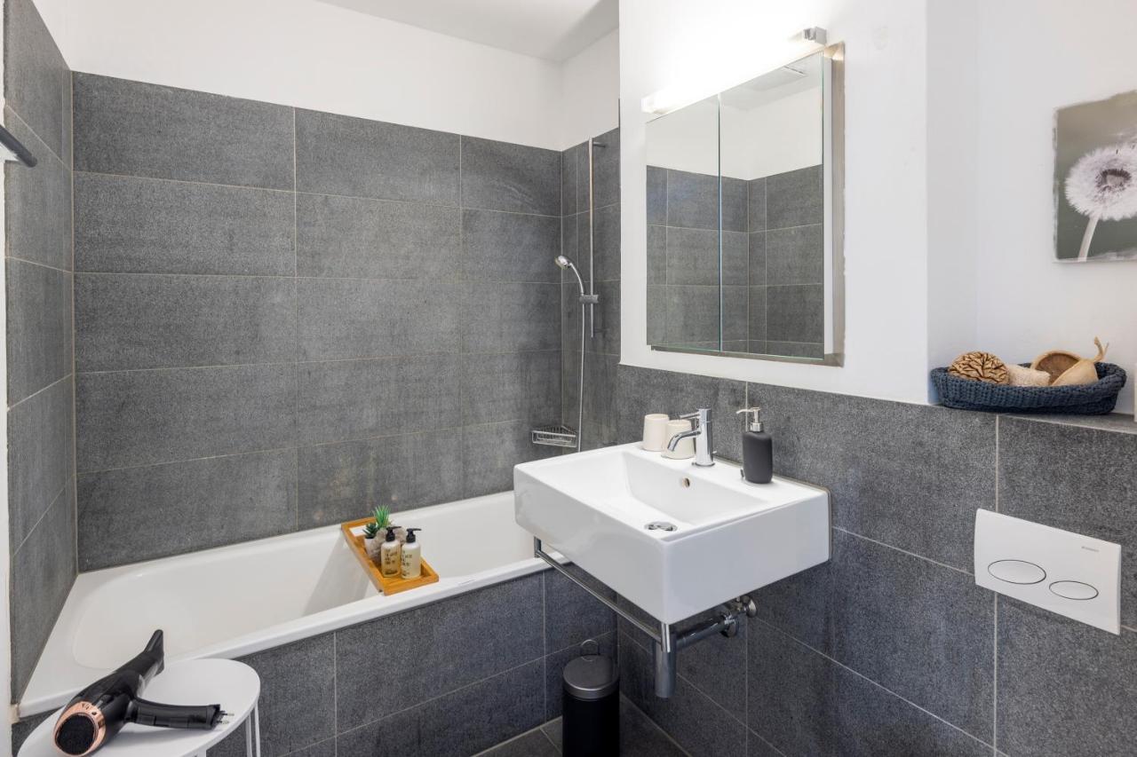 Stayy Green Oasis Near Zurich I Free Parking I Tv Dietikon Εξωτερικό φωτογραφία